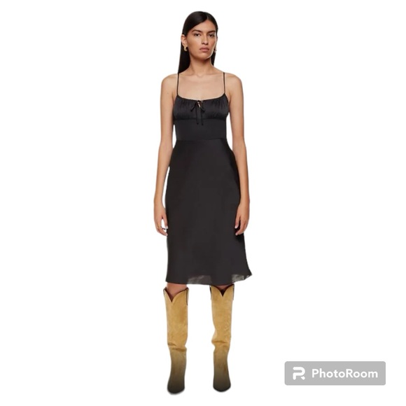 NWT Aritzia Wilfred women’s Bellow satin dress - Picture 4 of 5